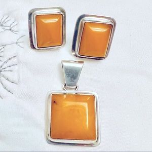 Amber ButterScotch Pendant and Earring Set